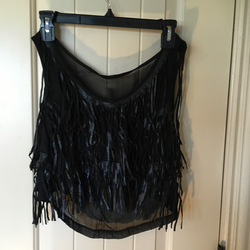 Cropped ruffle top